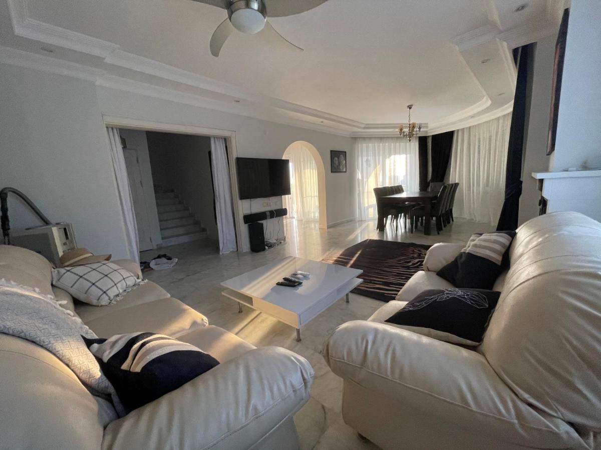 Exclusive Villa with own pool, 3 min to beach - Housity
