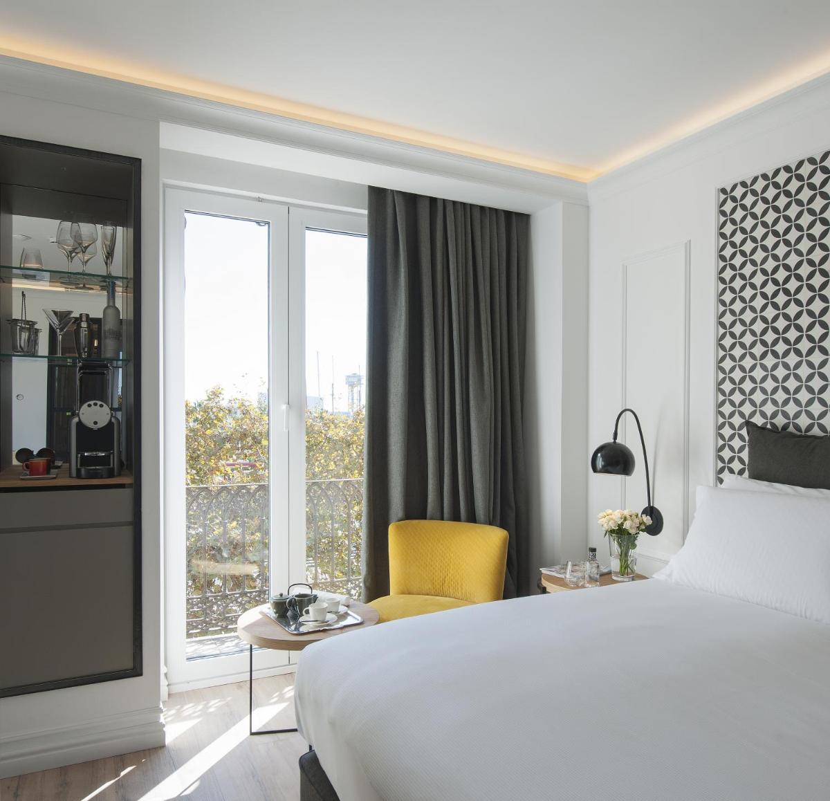Cama o camas de una habitación en Serras Barcelona