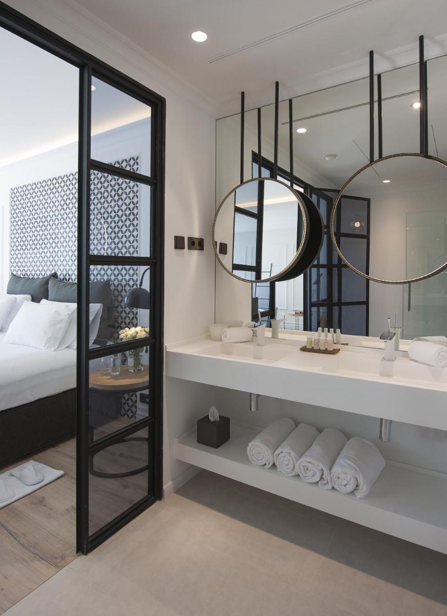 Cama o camas de una habitación en Serras Barcelona