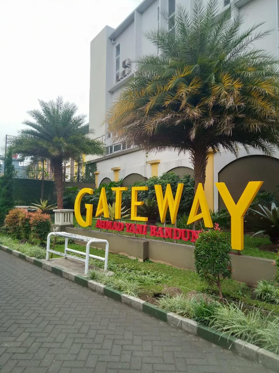 Apartemen Gateway Cicadas pemandangan Kota Pegunungan BY Sarana Cipta Mahakarya - Hizvo