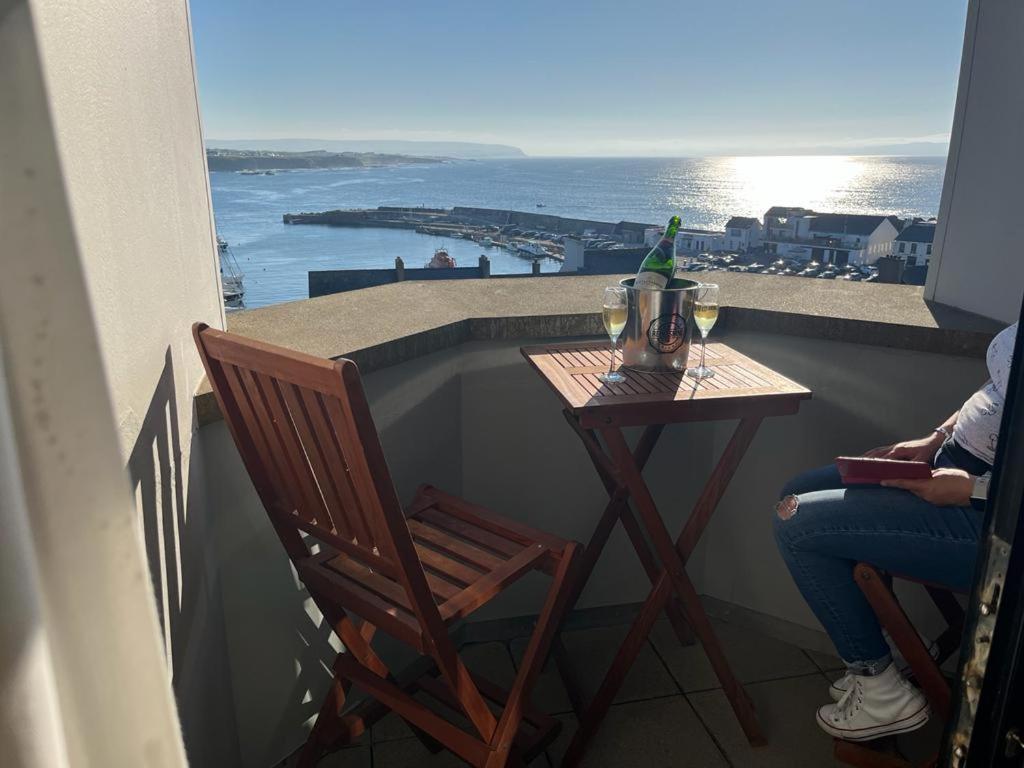 Portrush Penthouse Stunning Harbour & Atlantic Views only 2 mins walk to Harbour & Ramore - Housity