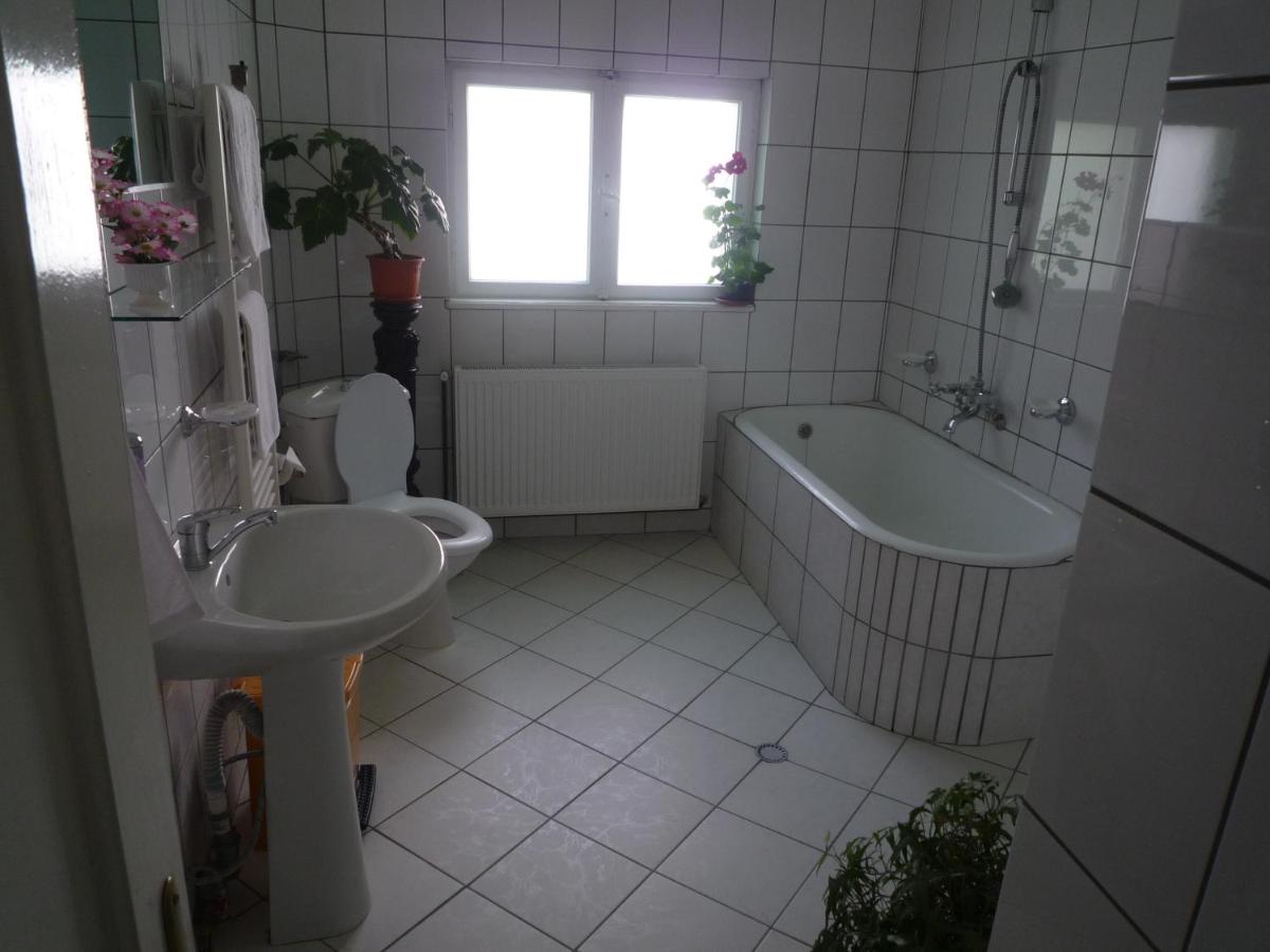 Villa Bambi - Housity