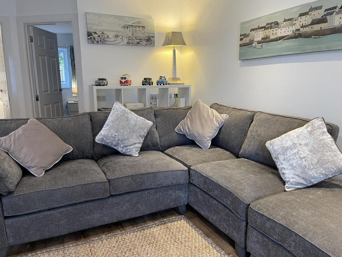 Relaxing 2 Bedroom Garden Cottage - Housity