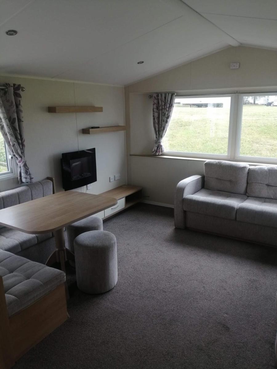 Craig Tara private hire bayview with S n R - Housity