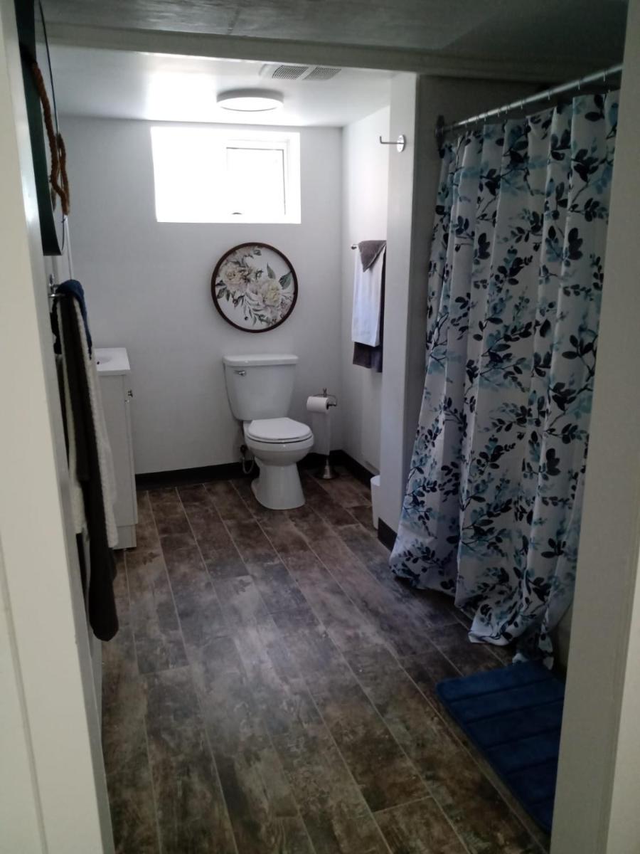 Toronto Furnished Living- Niagara Falls - Housity