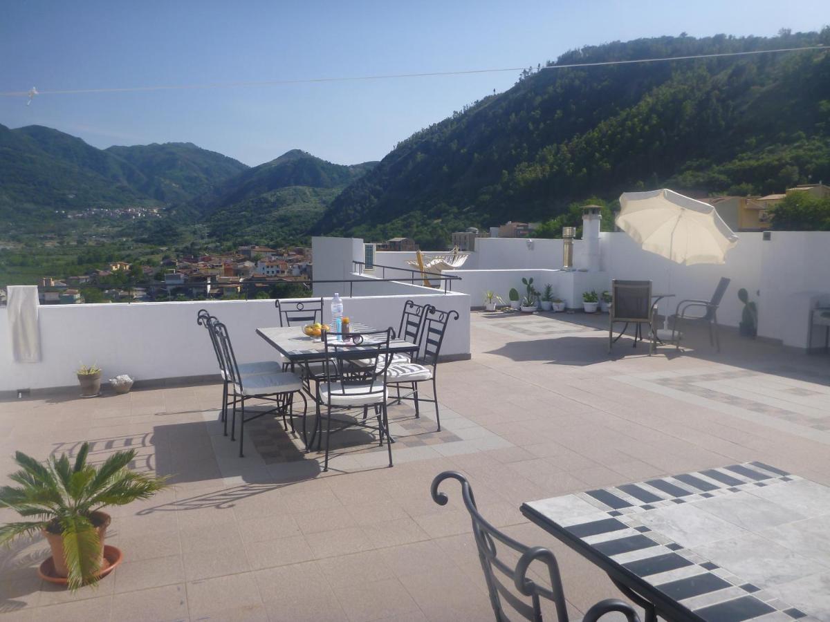 Casa Bianca Grande - Housity