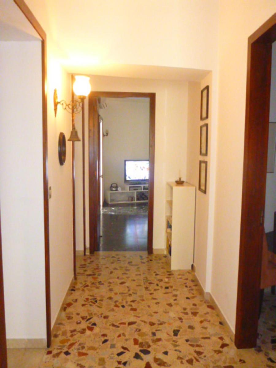 Casa Bianca Grande - Housity