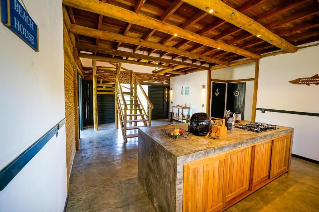 Vila T&A - Paraíso ao lado da Praia Canto da Barra - Housity