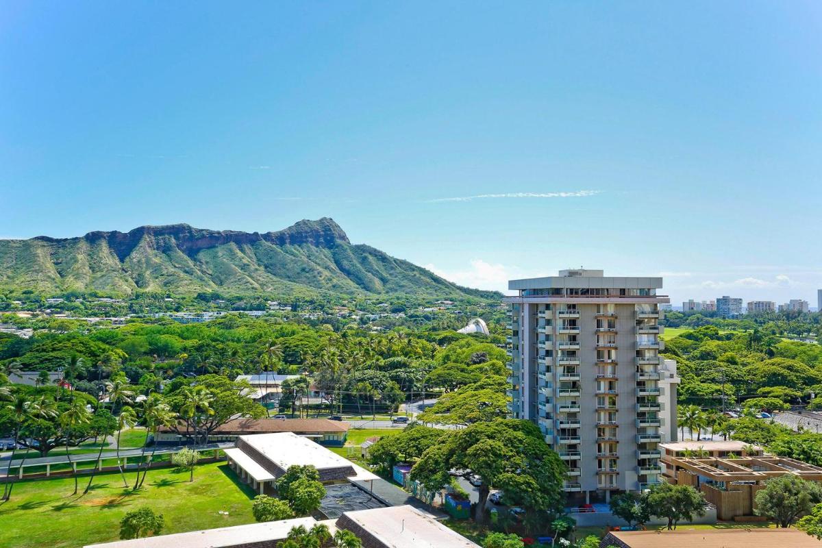Suitetrails - Waikiki Sunset #1414