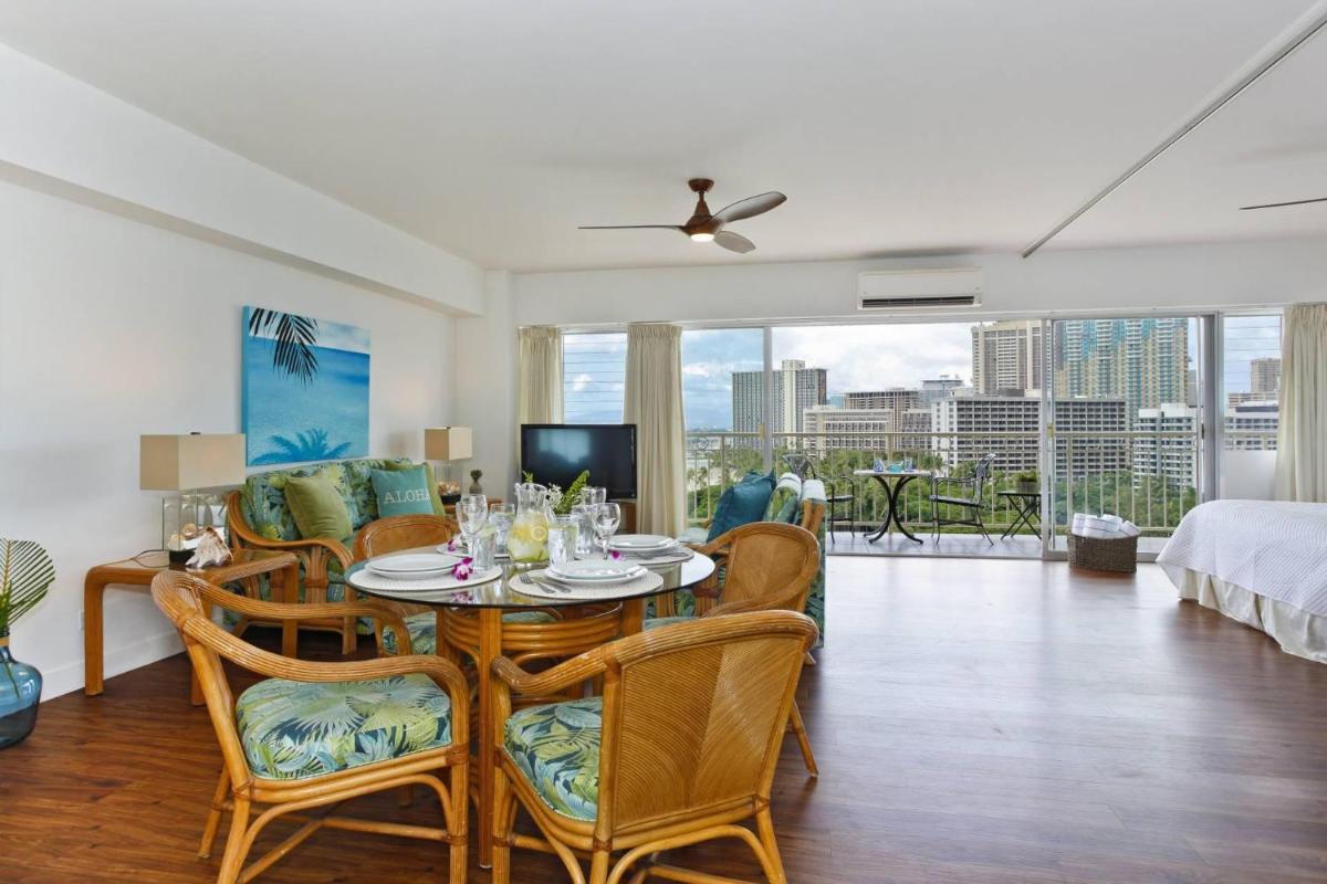 Waikiki Shore #1316 - Housity