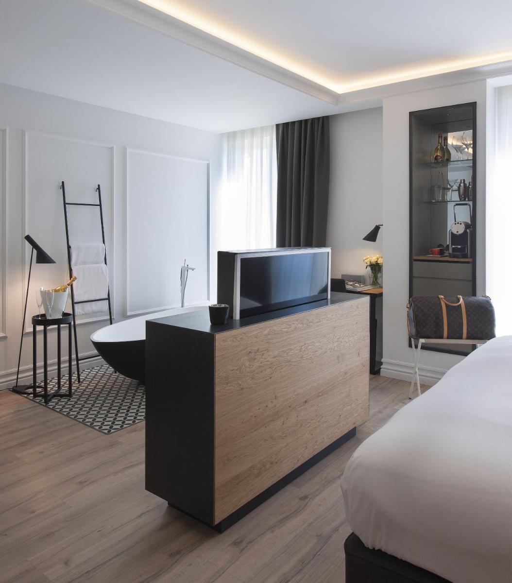 Cama o camas de una habitación en Serras Barcelona