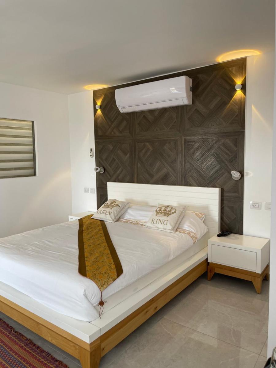 Presidential Penthouse - Housity
