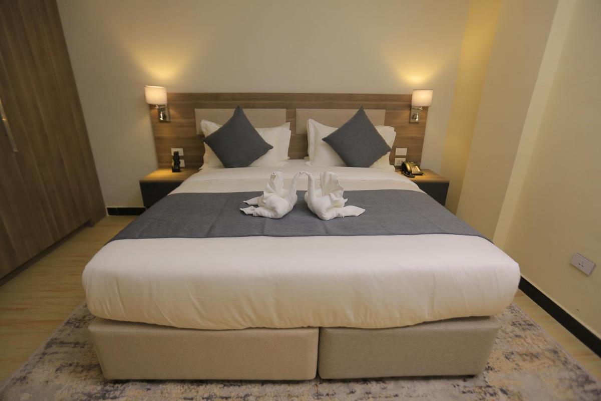 Suitetrails - Triple E Hotel and Spa