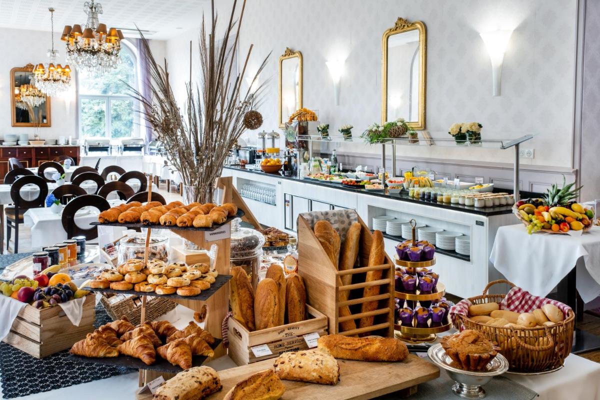 Nourriture dans l'hôtel ou à proximité