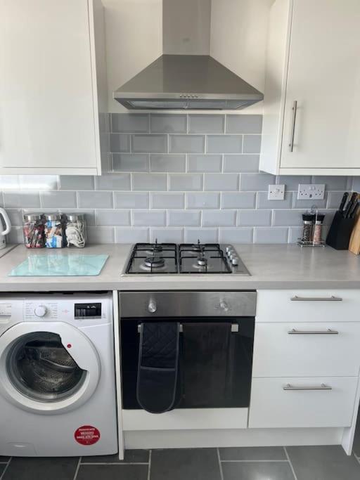 City beach air B&B 2 - Housity