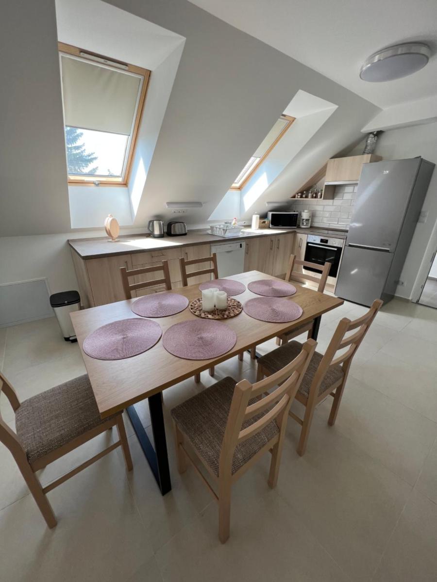 Suitetrails - JÁNHÁZ Apartman Révfülöp