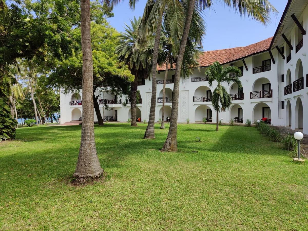 Nyali Beach Hotel & Spa, Nyali, Mombasa - Hizvo