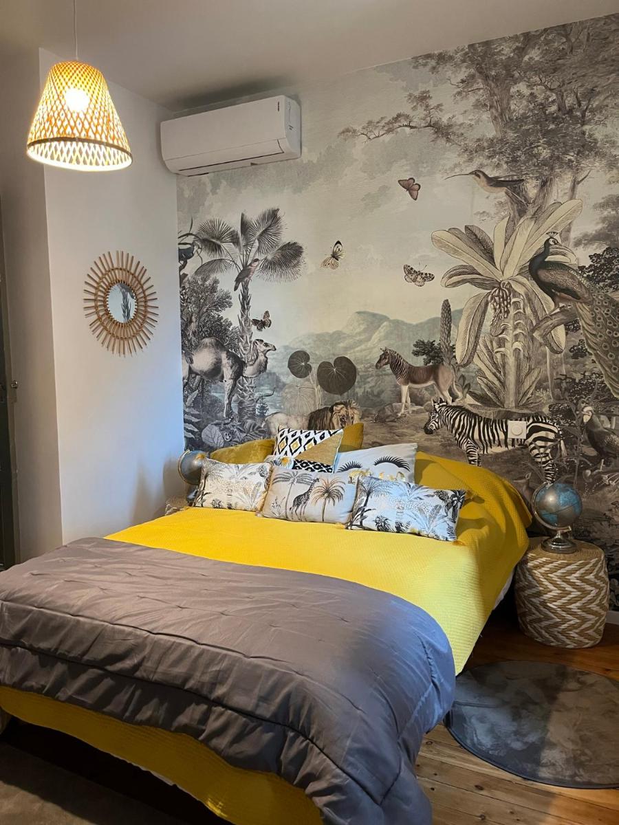 Vila JoSaRa Agen, chambre ou logement entier, de luxe avec piscine, 2 minutes de la gare - Housity