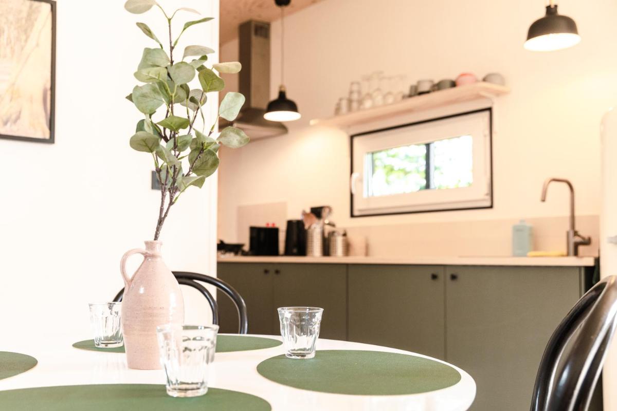 Black Cabin, uniek nieuw verblijf midden op de Veluwe - Housity