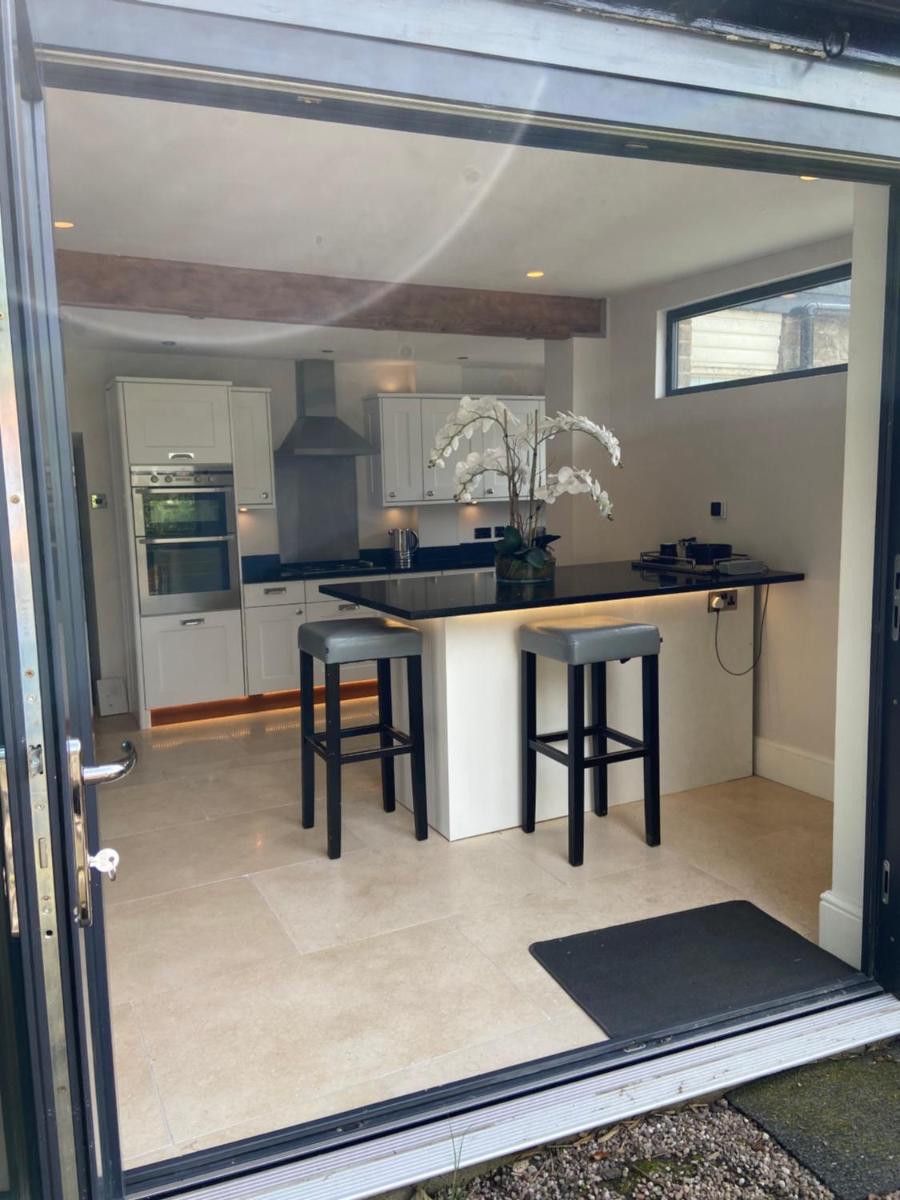 Wool Road Cottage, Saddleworth - Housity