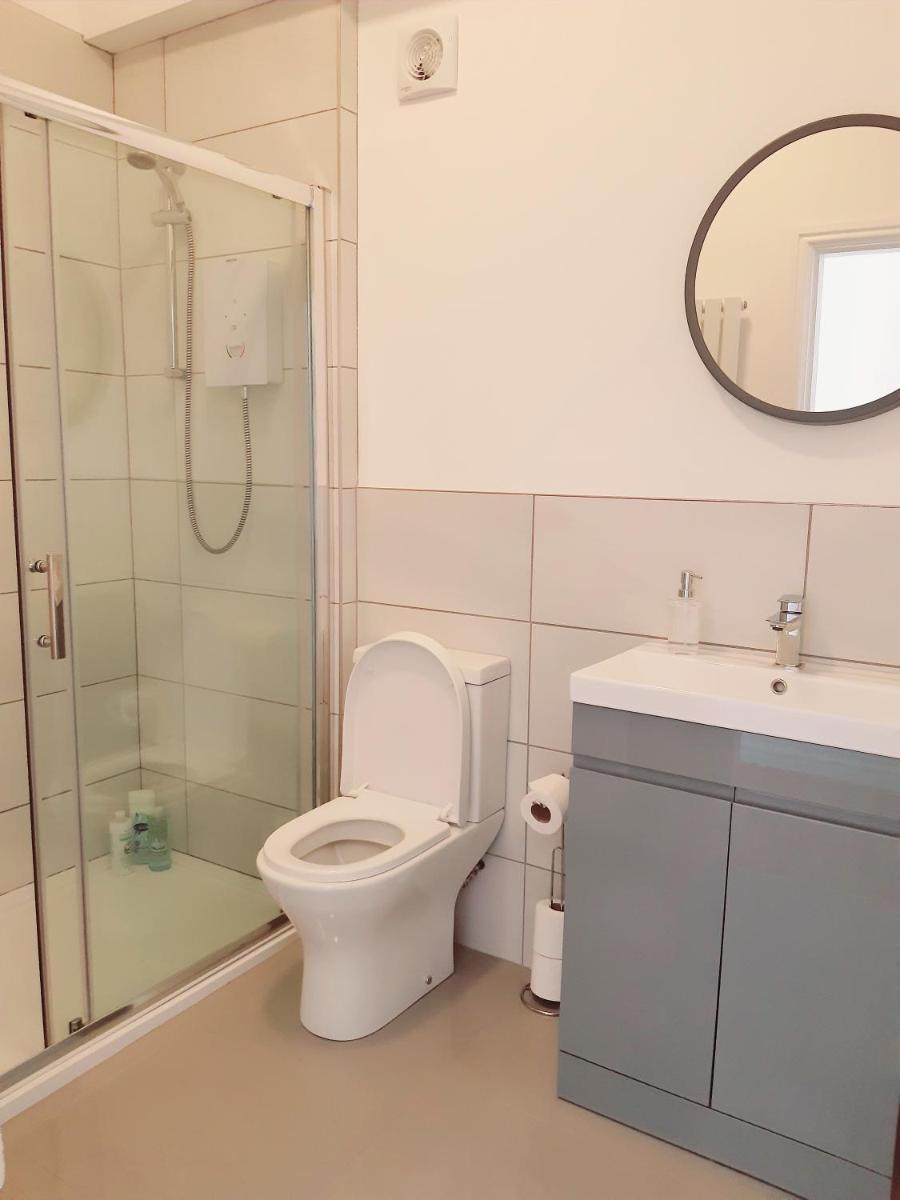 No's 7 and 8 Llewelyn Apartments - Housity