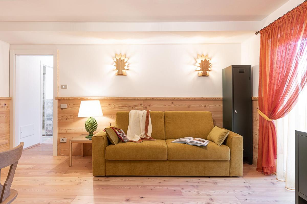 13 Comuni Ristorante E Albergo - Housity