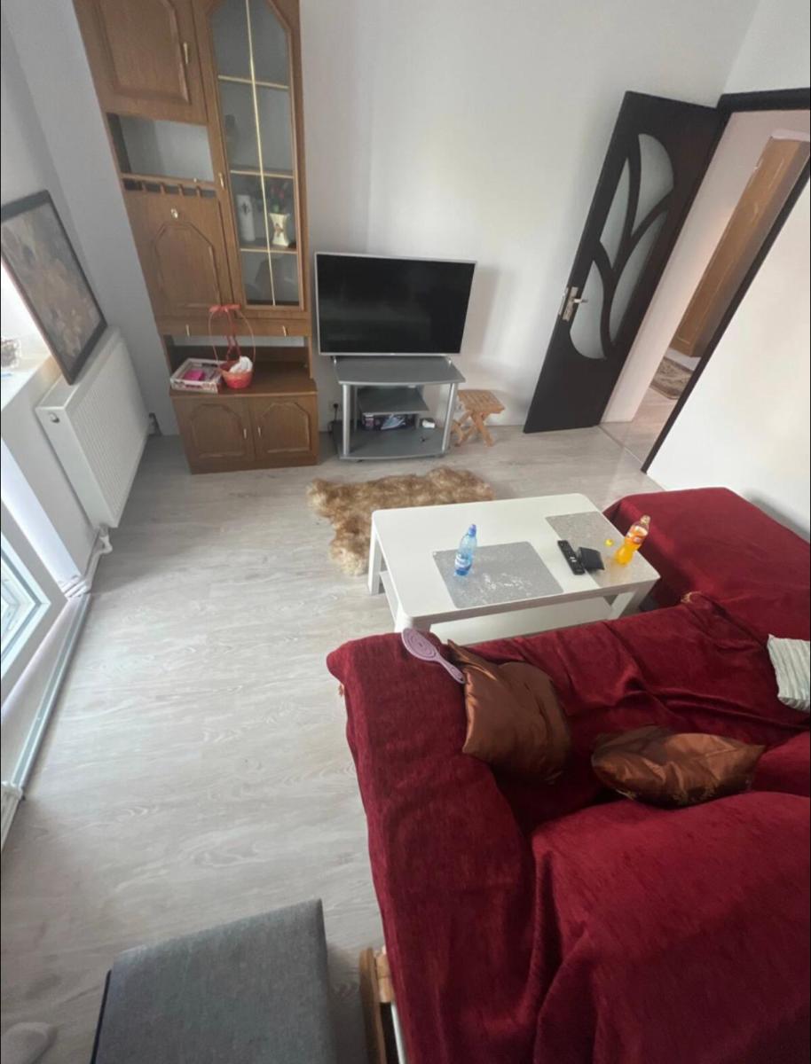 Lovely 2 bed flat for rent in Suceava,Burdujeni . - Housity
