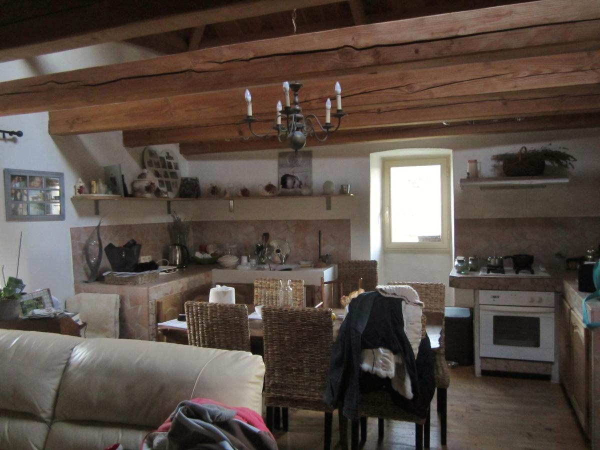 Comfortable Quiet House in the countryside Porte-du-Quercy for 8 people - Housity