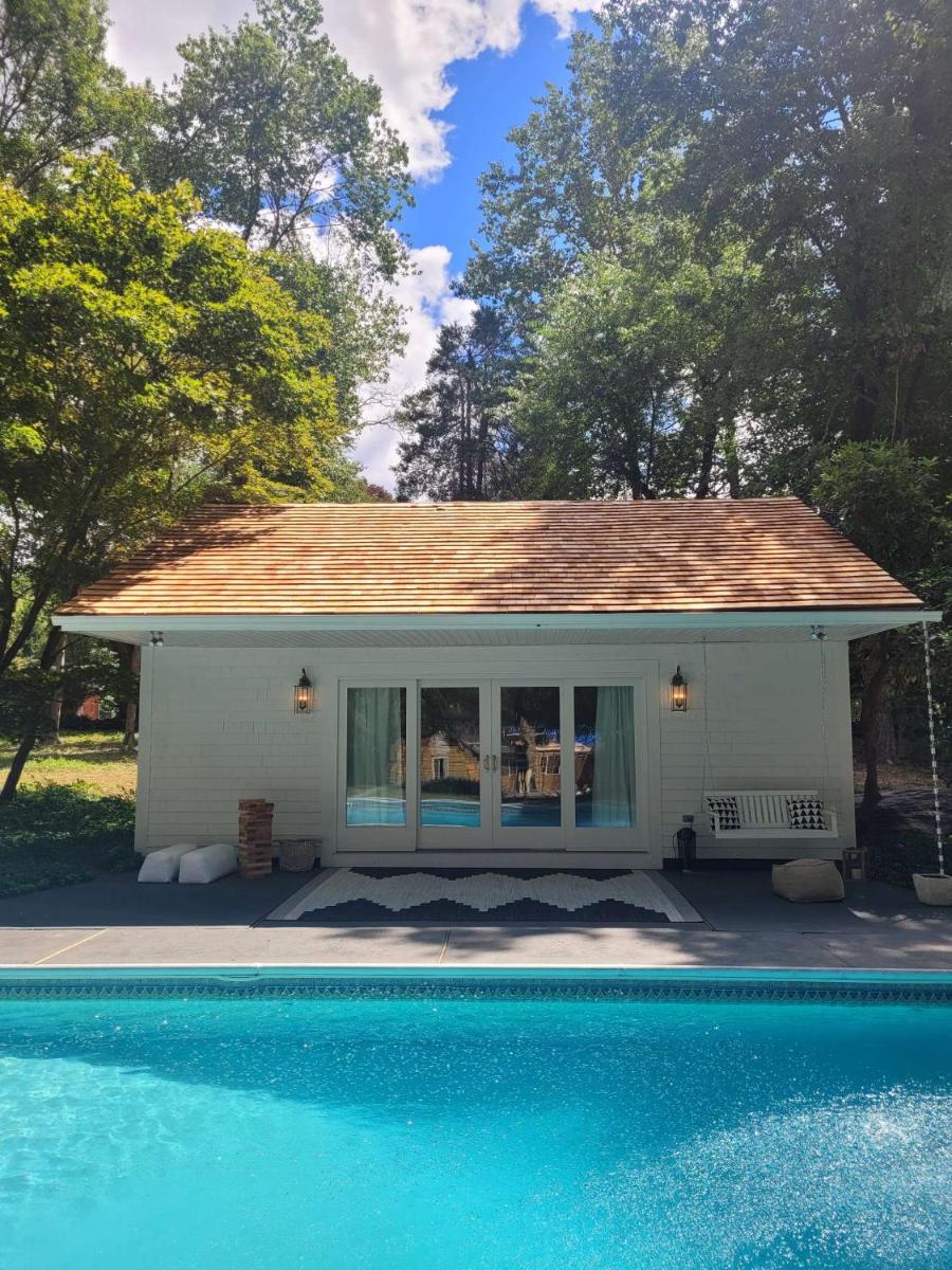 Newly Renovated Guesthouse with Private Pool - Housity