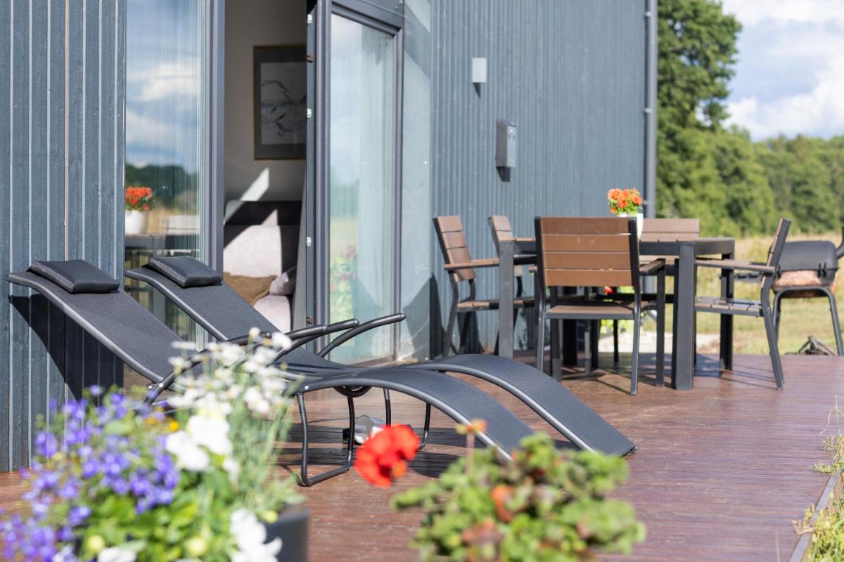 Revalia Vintse Villas - Housity