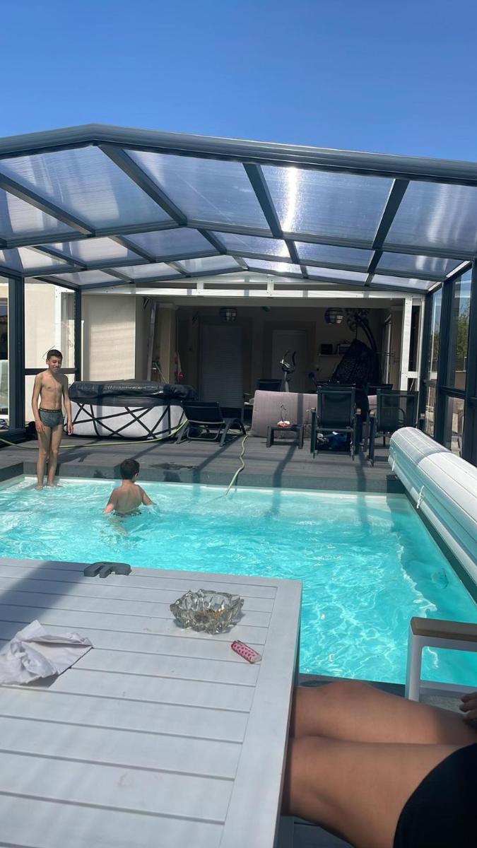 L'Aurore suite de charme, clim jacuzzi, sauna, piscine chauffée cuisine... - Housity