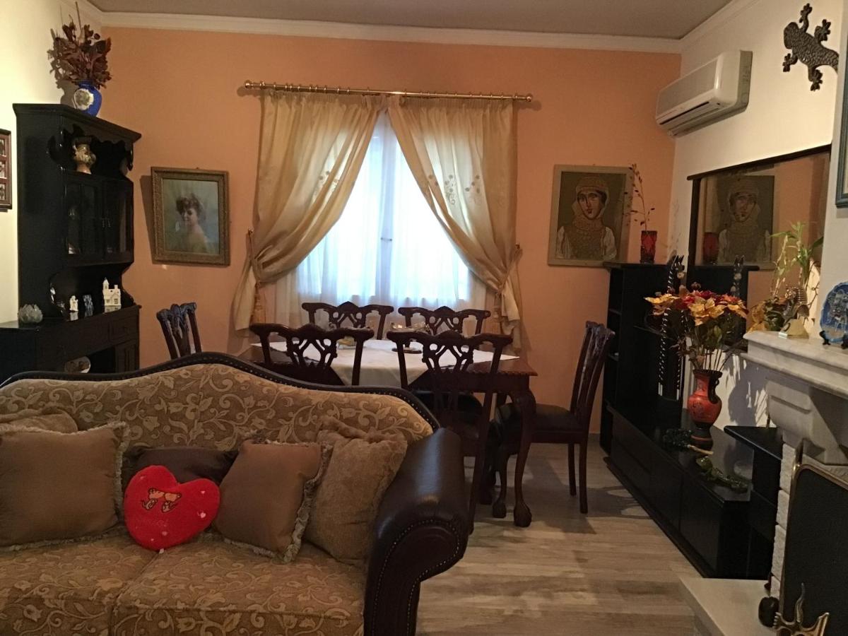 Home Elena’s - Housity