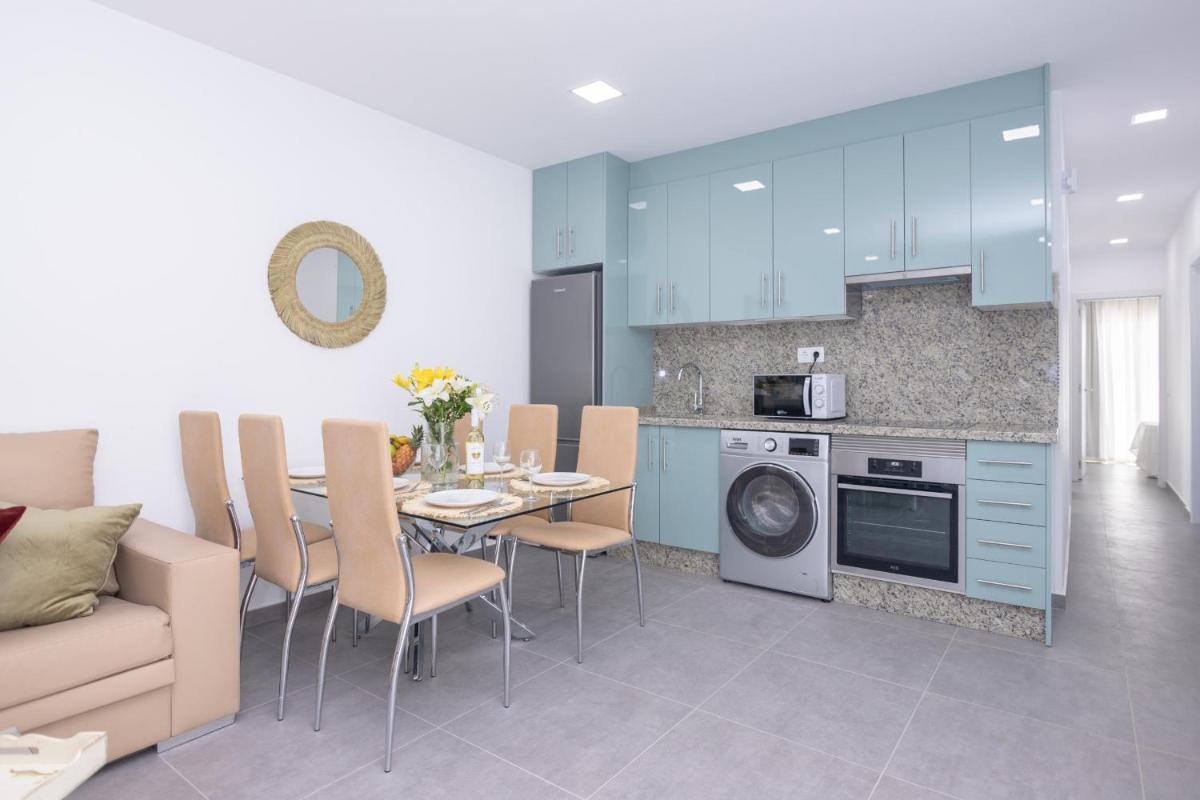 Apartment Family 6 Beachfront Corralejo By Holidays Home - Housity