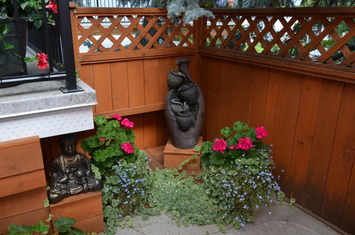 Dogwood Bed & Breakfast - Housity
