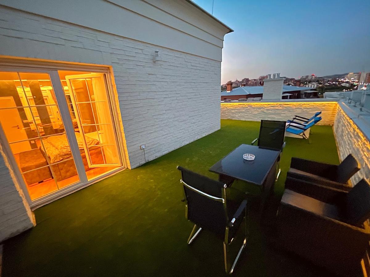 2 Floor Luxury Penthouse · 250m2• RRUGA B View - Housity