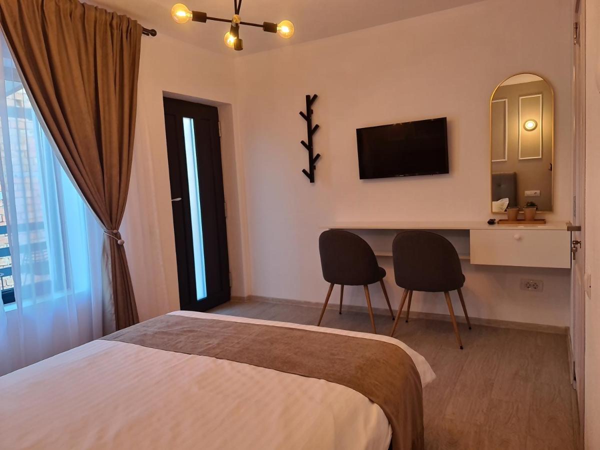 URBANIST Guest House - Housity