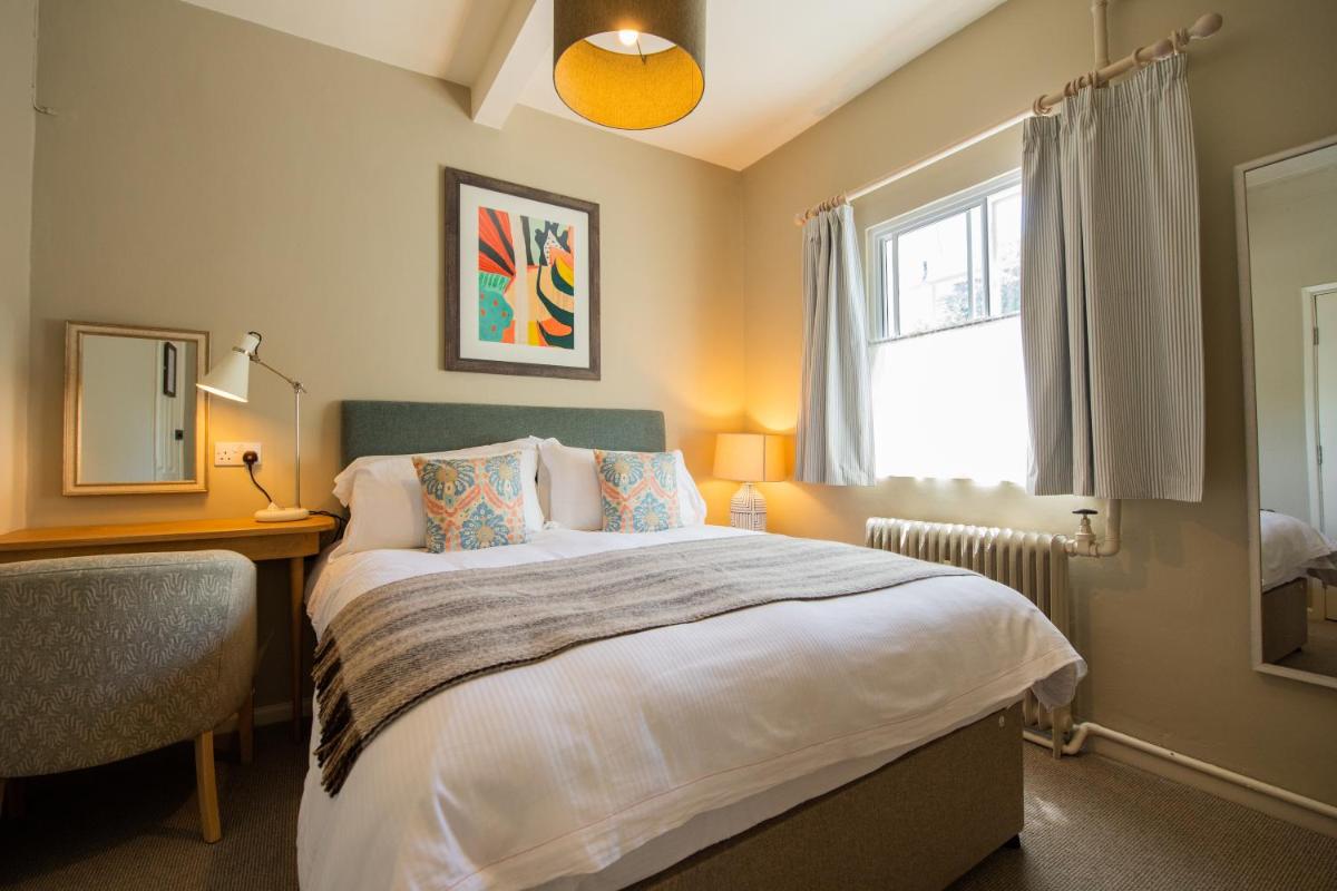 The Rose & Crown, Ashbury - Housity