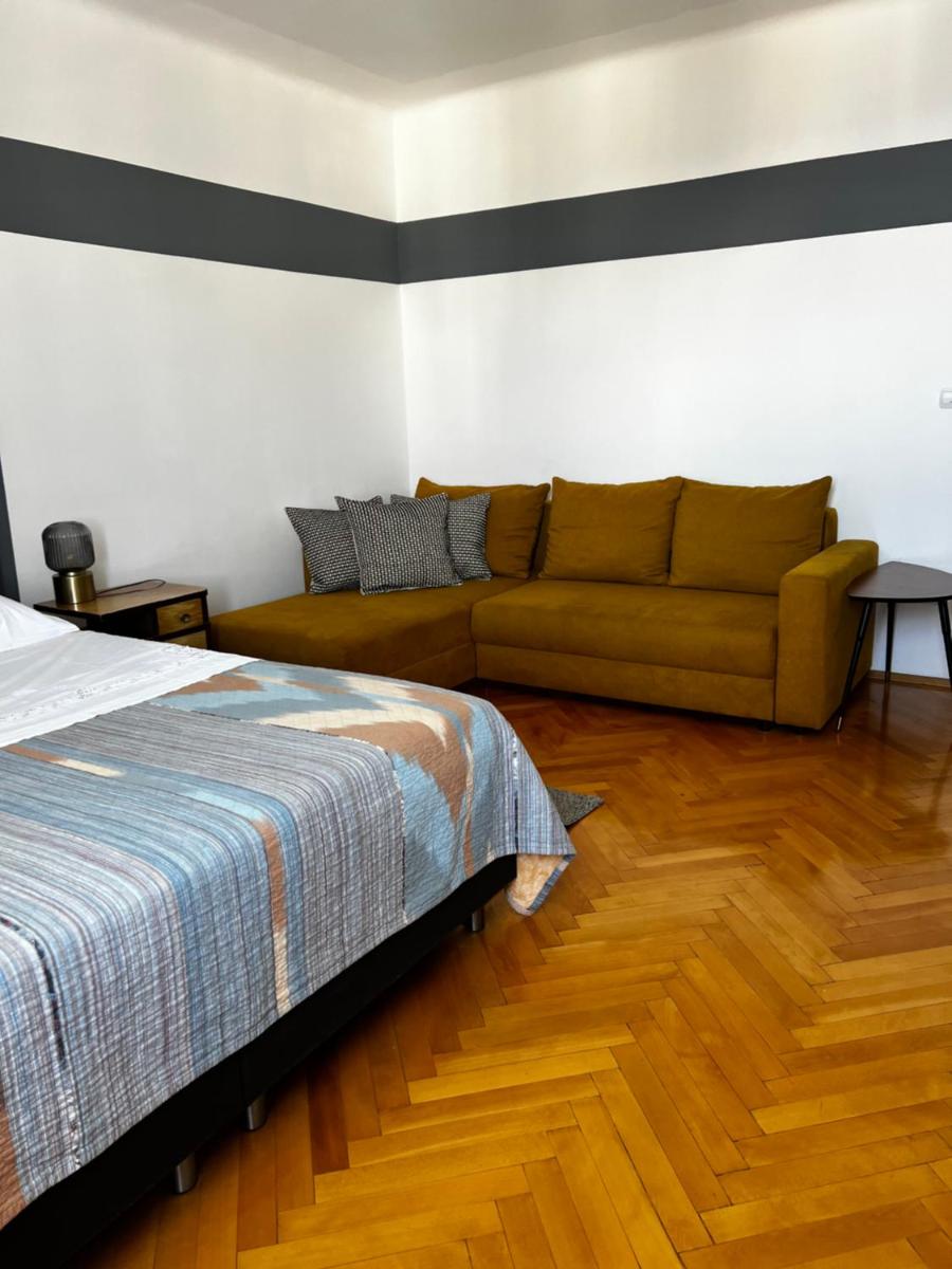 Messe Apartment - Housity