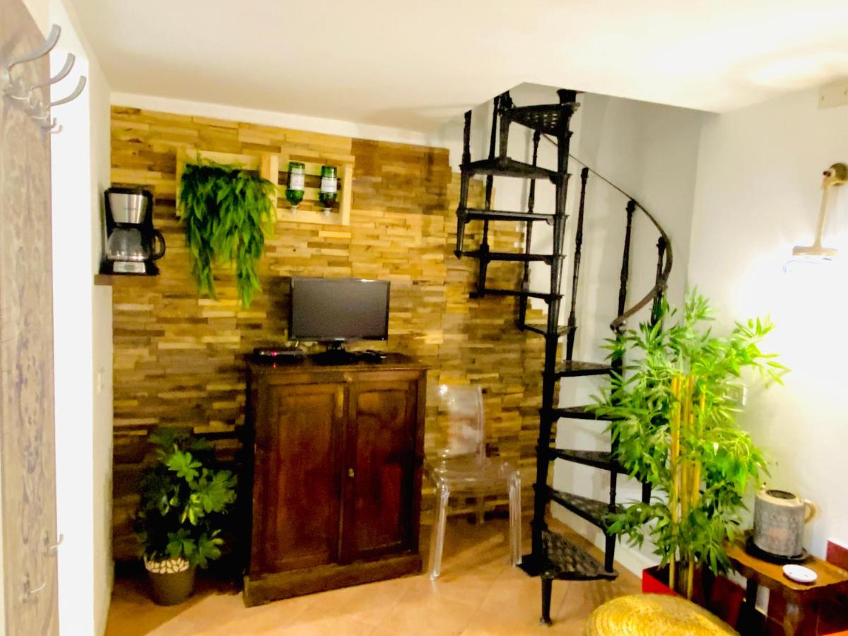 Moroni Trastevere Cozy Apartment - Housity