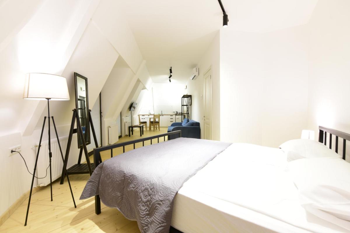 COMFORT AND HISTORY - Housity