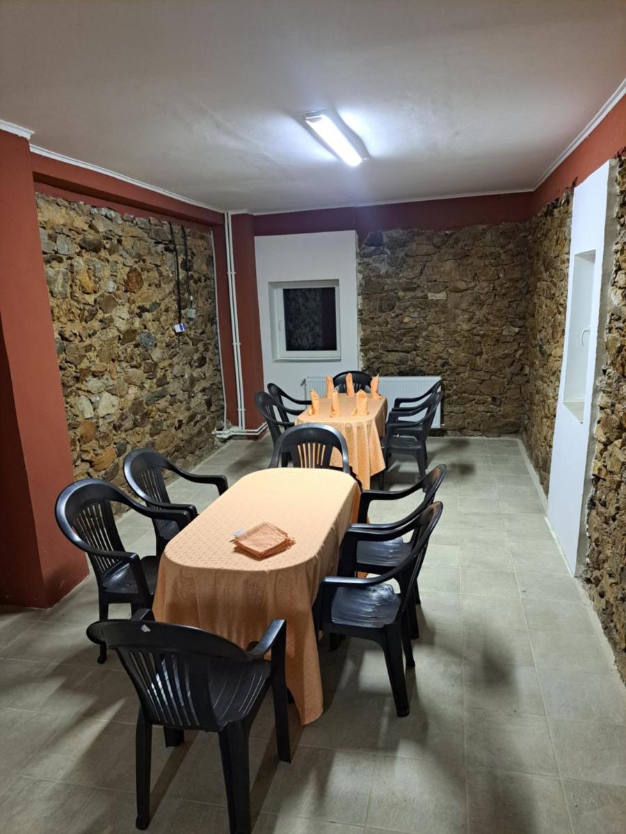 Maria Selena - Housity