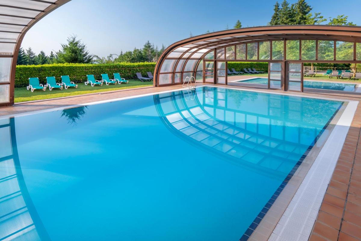 Piscina en o cerca de Vilar Rural De Sant Hilari Sacalm by Serhs Hotels