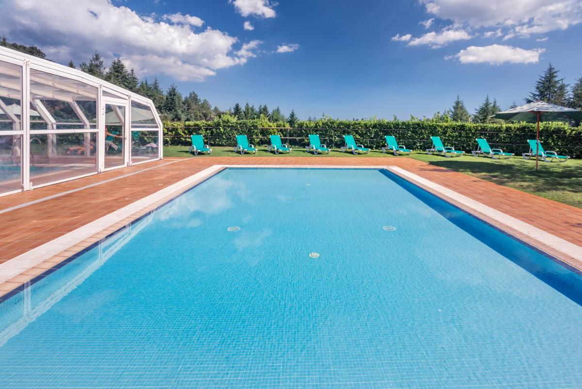 Piscina en o cerca de Vilar Rural De Sant Hilari Sacalm by Serhs Hotels