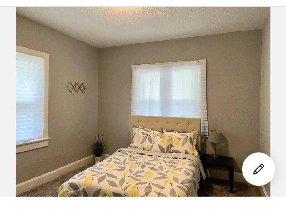 Entire House In DOWNTOWN Indy! - Housity