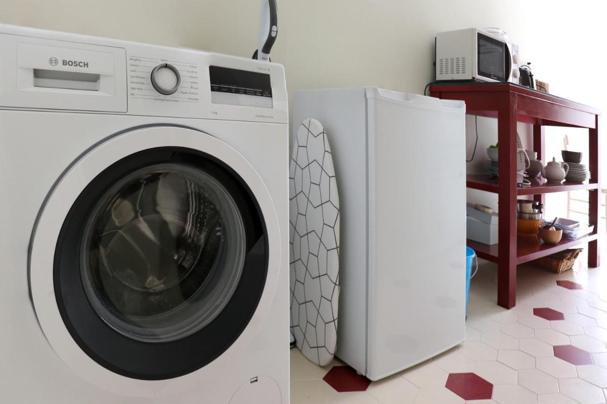 Best Authentic Apartment Monti 5 mins from Colosseum - Housity