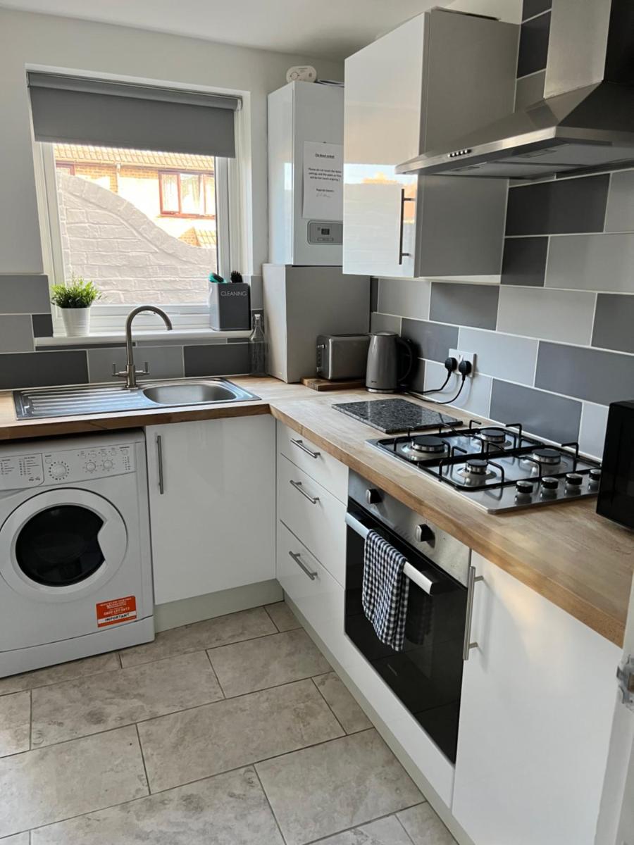 City Beach AirBnB Southend on Sea, - Housity