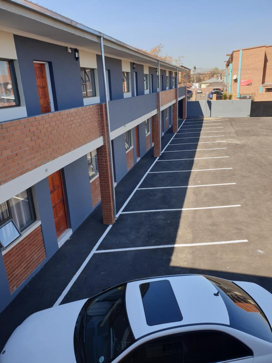 Suitetrails - Platinum Guesthouse Kempton park