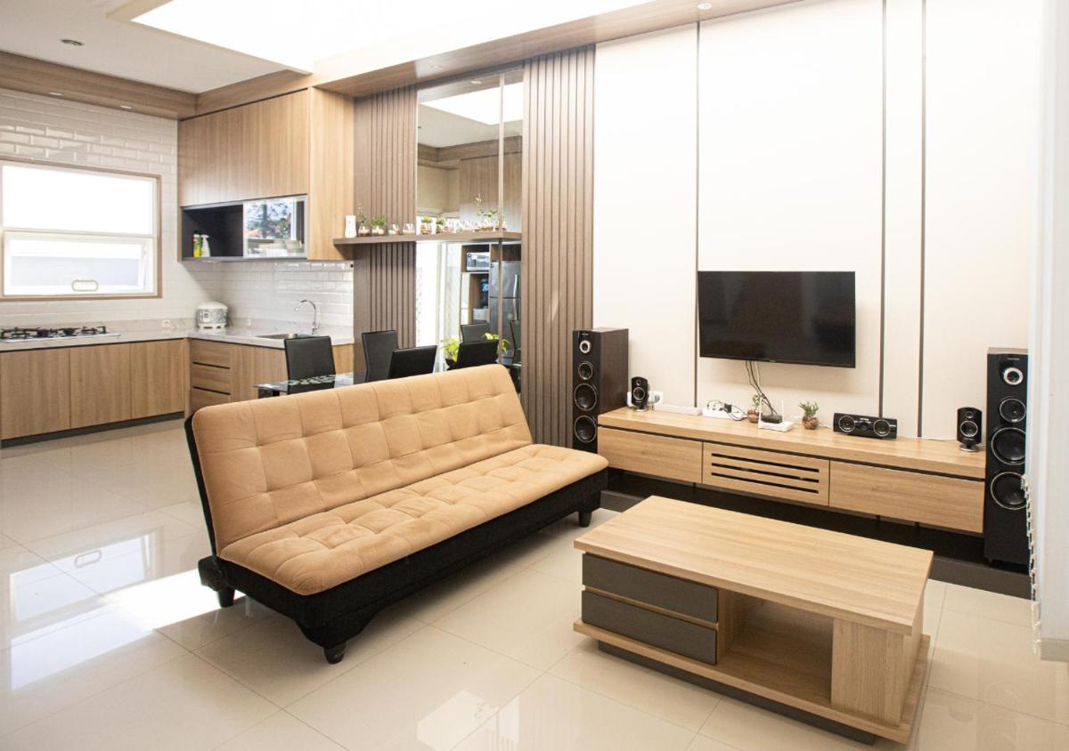 Gandaria Villa Batu - Housity