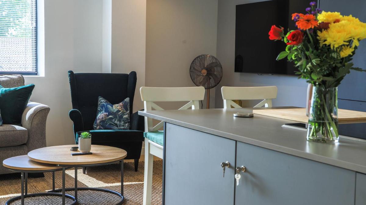 Apartment Seven - Housity