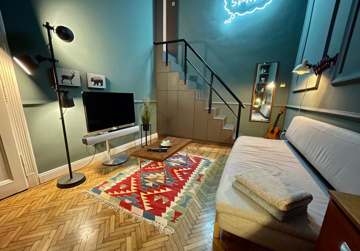 Suitetrails - Lovely Vintage Budapest Studio